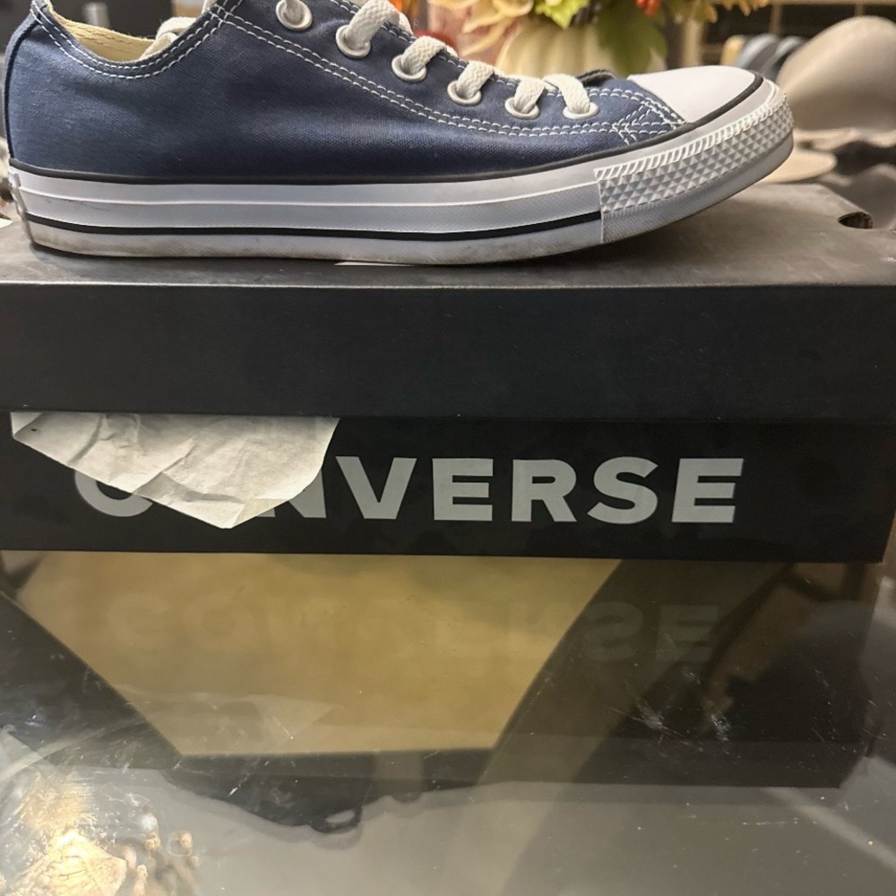 Converse Classic Blue Low-Tops